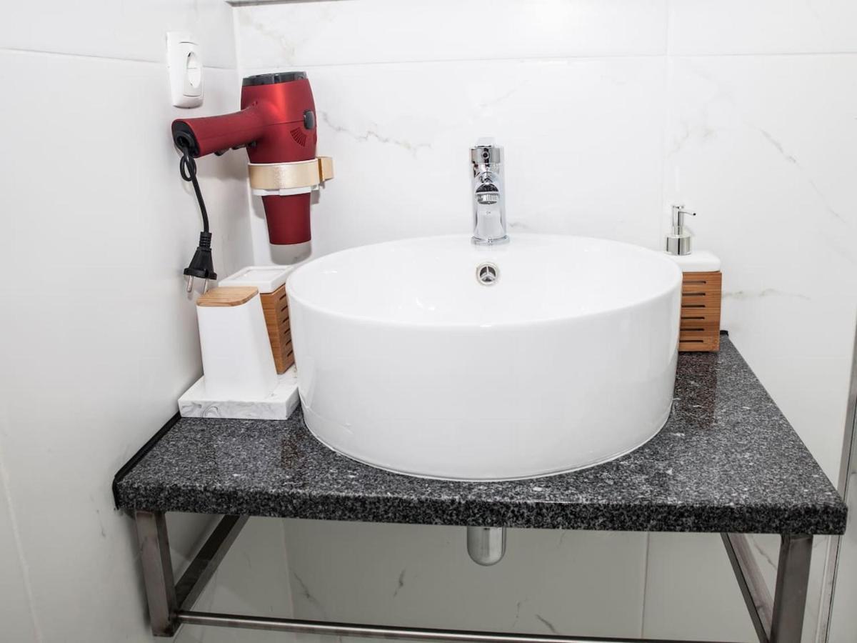 Central Cozy Star 1 Balcony Ac Near Merto Порто Екстериор снимка